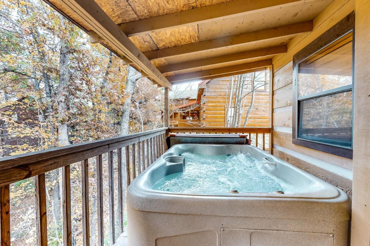 Villa Dances With Wolves Pigeon Forge Exterior foto